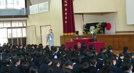 玉名女子高等学校講演風景