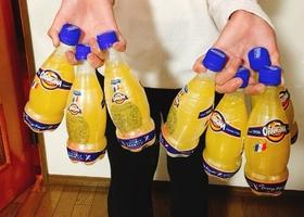 たくさんのジュース