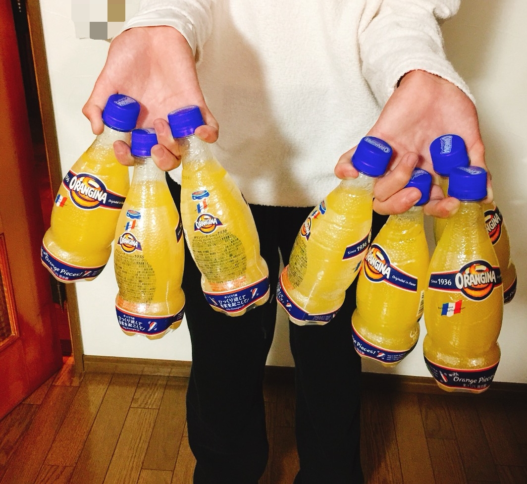たくさんのジュース