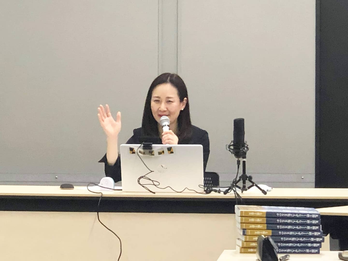 生保外交員　画像 生命保険外交員の皆さまに向けて講演しました！