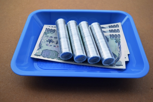 金銭用トレー