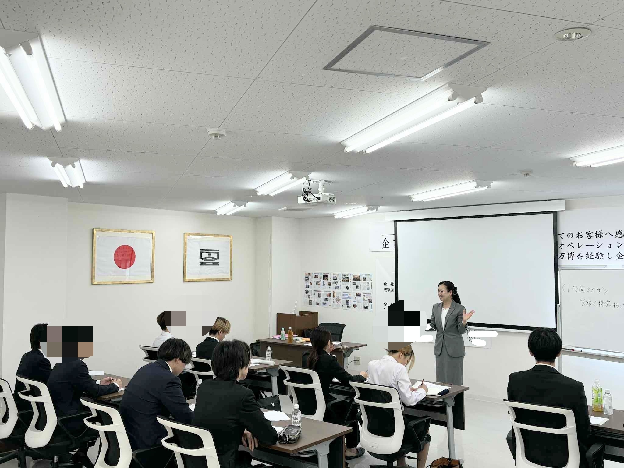 大手飲食チェーン店2年目社員向け接客マナー研修