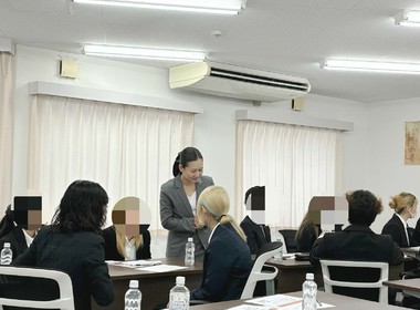 大手飲食チェーン店新入社員向け接客マナー研修